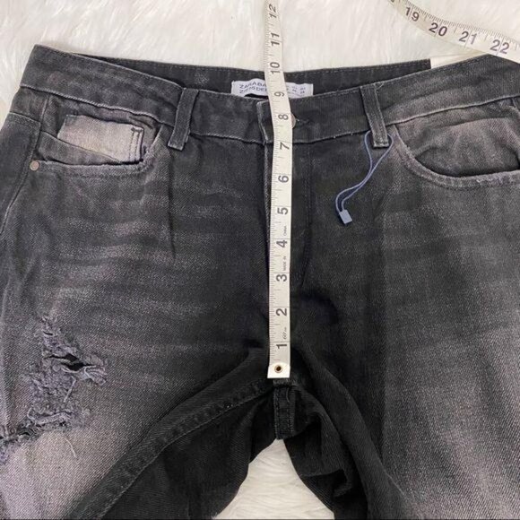 Zara Womens US 6 Distressed Destroyed Mid Rise Cropped Jeans Black Wash - Picture 10 of 11